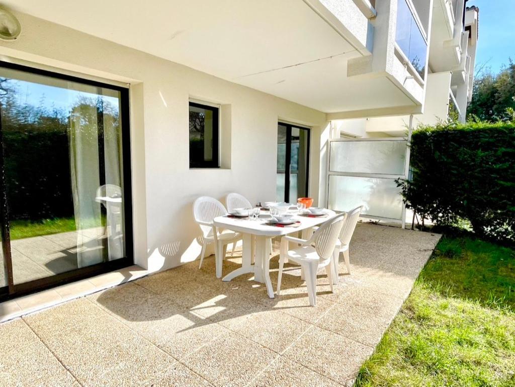 Charmant Rez De Jardin - 900M Plage De Pontaillac Apartment Роаян Екстериор снимка