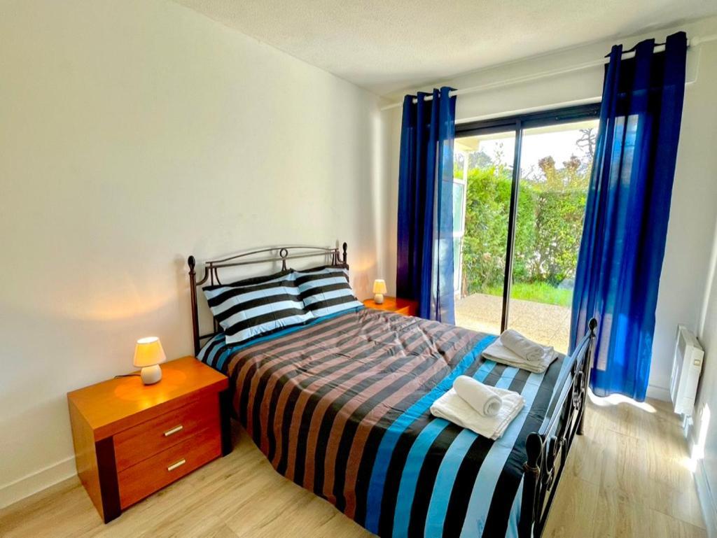 Charmant Rez De Jardin - 900M Plage De Pontaillac Apartment Роаян Екстериор снимка